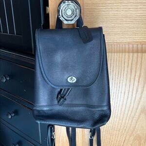 Vintage Authentic Coach Black Leather Backpack with Silver Turn-Lock Closure